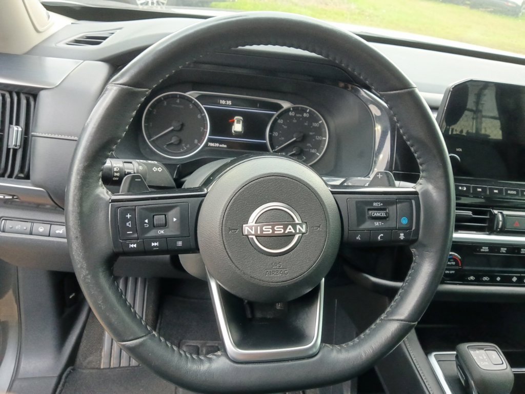 Used 2022 Nissan Pathfinder SL w/ SL Premium Package FWD image 12