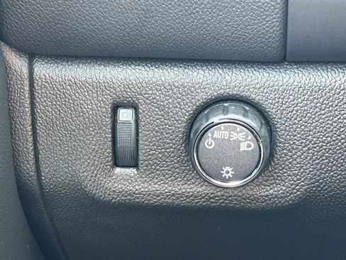 Used 2022 Chevrolet Colorado LT image 20