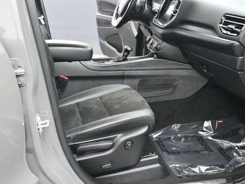 Used 2021 Dodge Durango GT image 12