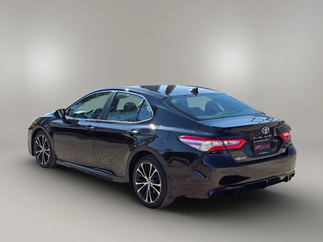 Used 2020 Toyota Camry SE w/ Moonroof Package AWD/4WD image 7