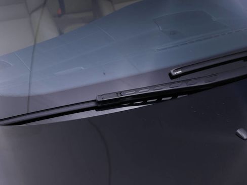 Used 2006 BMW M5 image 33