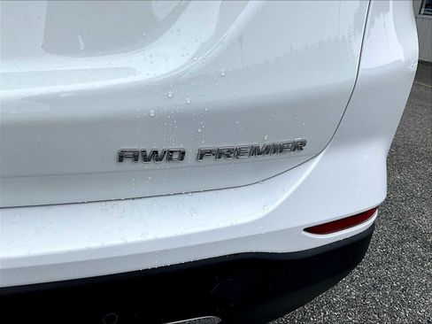 Used 2022 Chevrolet Equinox Premier image 27