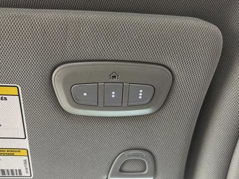 Used 2022 Jeep Compass Latitude w/ Sun and Sound Group AWD/4WD image 32