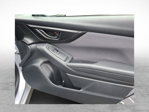 Used 2021 Subaru Crosstrek 2.0i Premium w/ Moonroof Package image 10