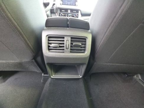 Used 2023 Nissan Rogue S AWD/4WD image 24