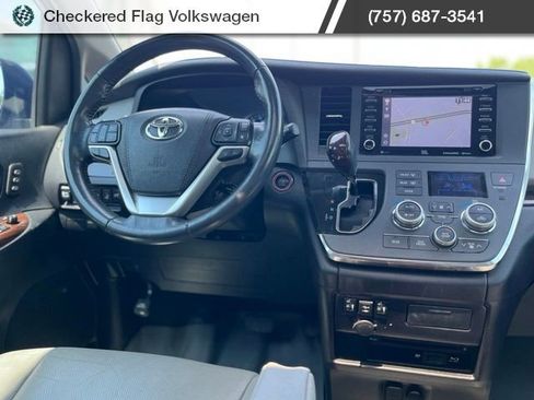Used 2019 Toyota Sienna Limited Premium w/ Protection Package AWD/4WD image 32