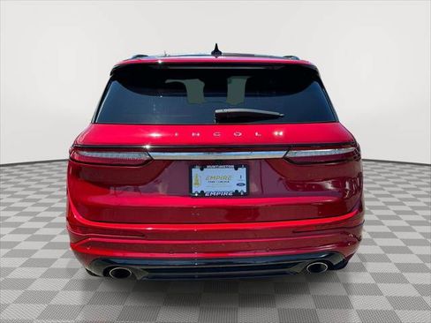 Used 2023 Lincoln Corsair Reserve w/ Equipment Group 201A AWD/4WD image 4