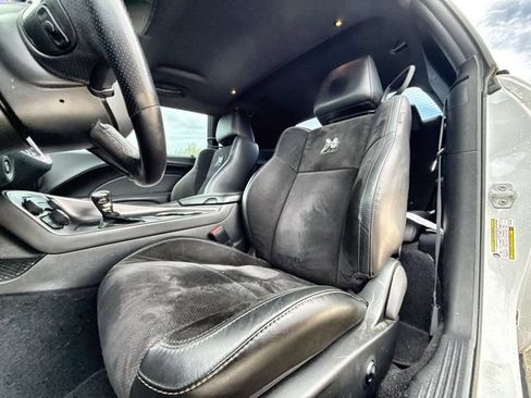Used 2019 Dodge Challenger R/T Scat Pack w/ Plus Package RWD image 11
