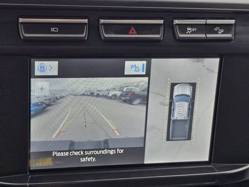 Used 2023 Ford F350 XLT image 5