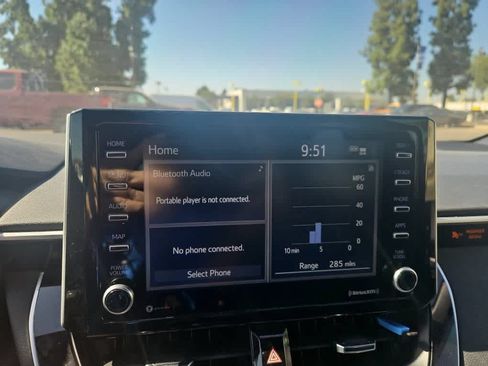 Used 2021 Toyota Corolla SE FWD image 16