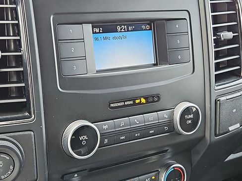 Used 2018 Ford Expedition Max XL AWD/4WD image 19