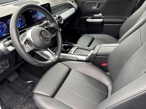 Certified 2024 Mercedes-Benz EQB 300 EQB 300 image 4