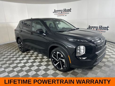 Used 2024 Mitsubishi Outlander SE AWD/4WD image 4