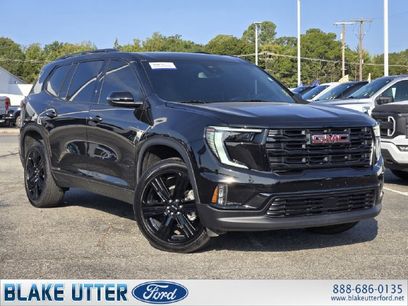 Used 2025 GMC Acadia Elevation w/ Elevation Premium Package