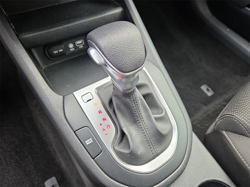 Used 2020 Kia Forte LXS image 15