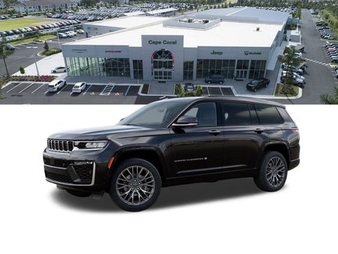 New 2026 Jeep Grand Cherokee L Summit w/ Advanced Protech Group IV AWD/4WD image 2