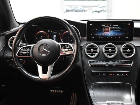 Used 2021 Mercedes-Benz GLC 300 4MATIC w/ AMG Line image 30