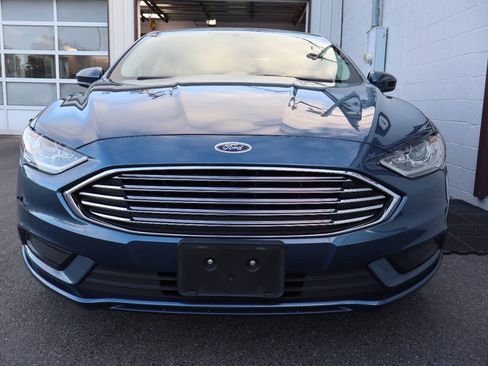 Used 2018 Ford Fusion S FWD image 2