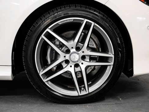 Used 2015 Mercedes-Benz E 400 Sedan image 52