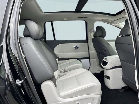 New 2026 Hyundai Ioniq 9 Limited AWD/4WD image 30