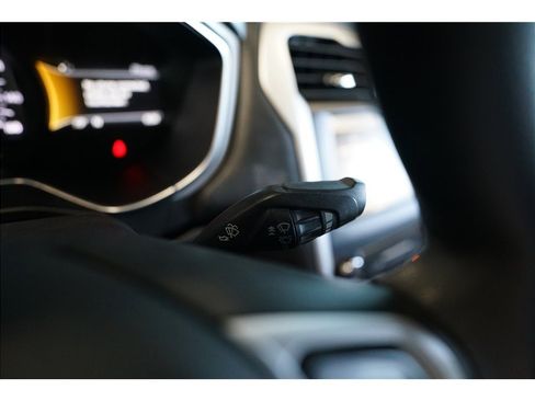 Used 2016 Ford Fusion SE image 24