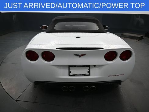 Used 2005 Chevrolet Corvette Convertible w/ Preferred Equipment Group RWD image 8