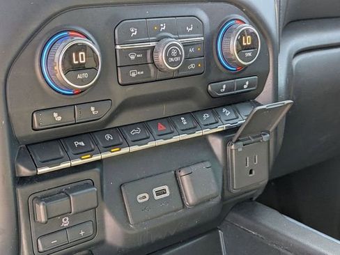 Used 2019 Chevrolet Silverado 1500 RST image 21