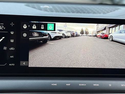 Used 2024 Kia EV9 Light Long Range image 41