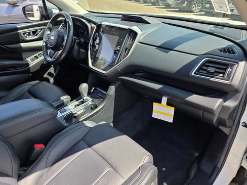 Used 2024 Subaru Ascent Limited w/ Technology Package AWD/4WD image 9