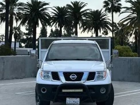 Used 2007 Nissan Frontier SE w/ SE Value Truck Pkg RWD image 5