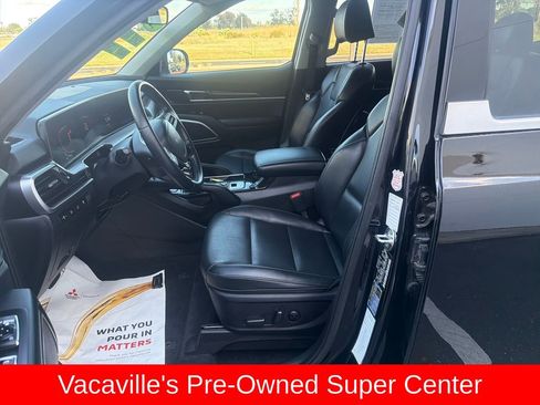 Used 2025 Kia Telluride S AWD/4WD image 9