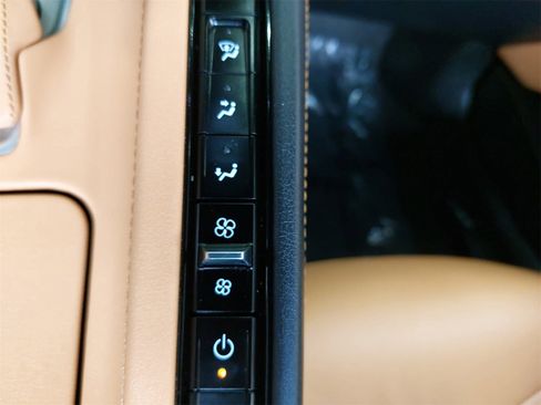 Used 2023 Chevrolet Corvette Stingray Preferred Conv w/ 2LT image 29