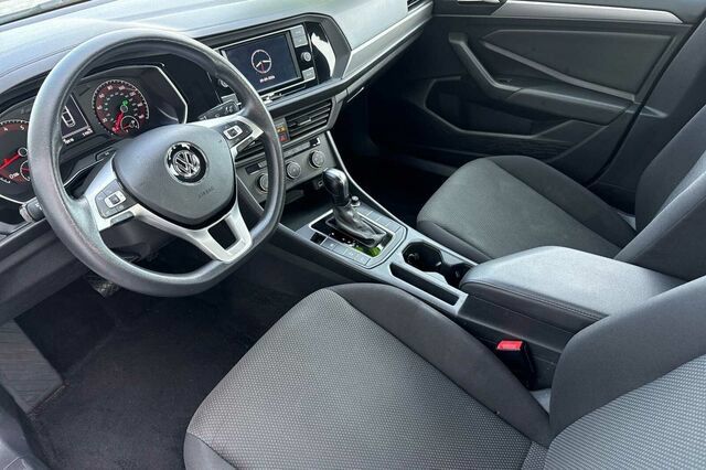 Used 2019 Volkswagen Jetta SE FWD image 10