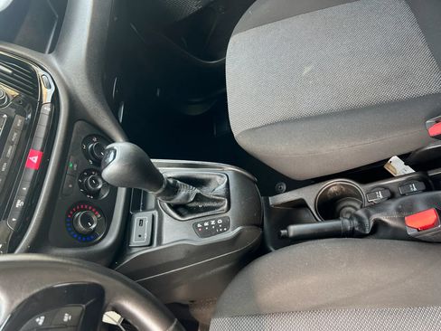 Used 2017 RAM ProMaster City Tradesman w/ Rear Back-up Camera Group FWD image 26