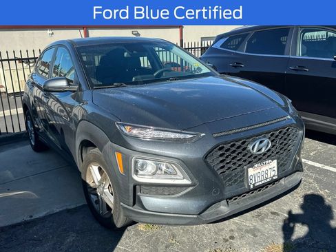 Used 2021 Hyundai Kona SE AWD/4WD image 2