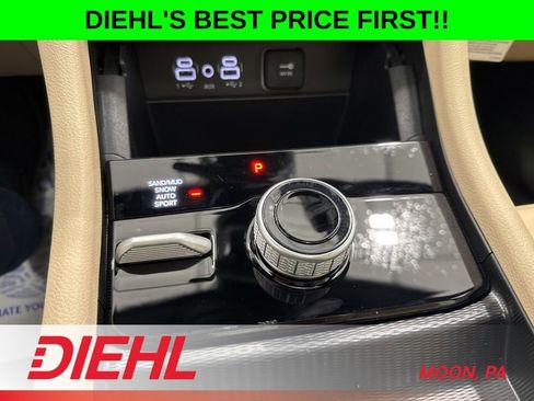 New 2025 Jeep Grand Cherokee Limited w/ Black Appearance Package AWD/4WD image 33