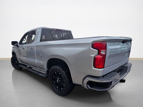 Used 2019 Chevrolet Silverado 1500 LTZ AWD/4WD image 6