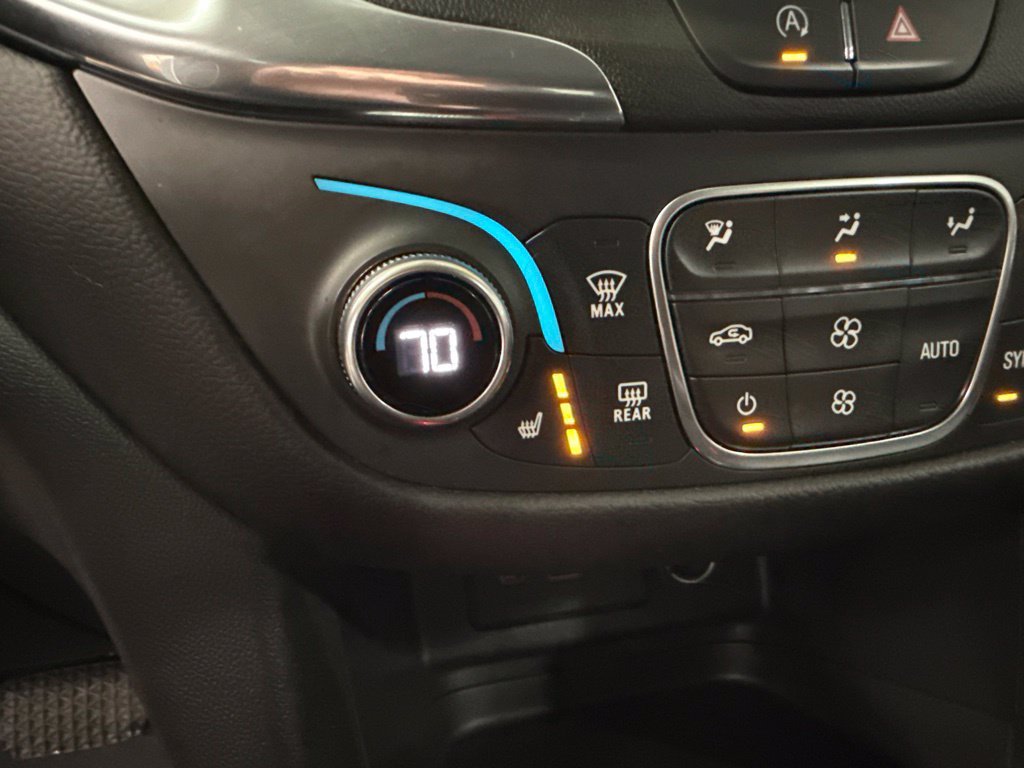 Used 2024 Chevrolet Equinox LT AWD/4WD image 32