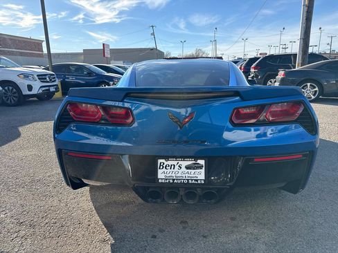 Used 2016 Chevrolet Corvette Stingray Coupe w/ Carbon Flash Badge Package RWD image 7