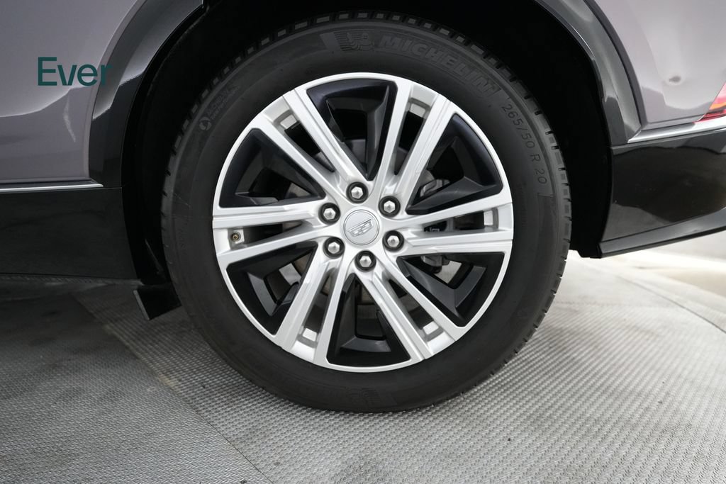 Used 2024 Cadillac Lyriq Tech AWD/4WD image 8