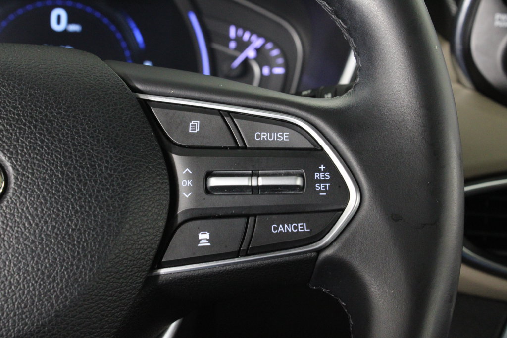Used 2020 Hyundai Santa Fe SEL w/ Convenience + Premium Package FWD image 27