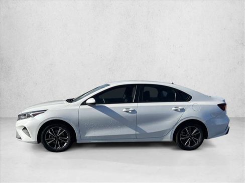 Used 2023 Kia Forte LXS image 8