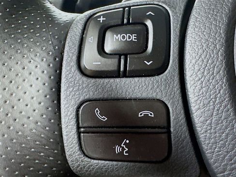 Used 2023 Lexus IS 350 F Sport w/ Navigation Package RWD image 23