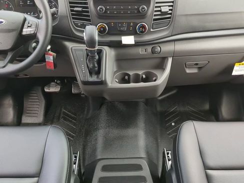 New 2025 Ford Transit 250 Low Roof image 17