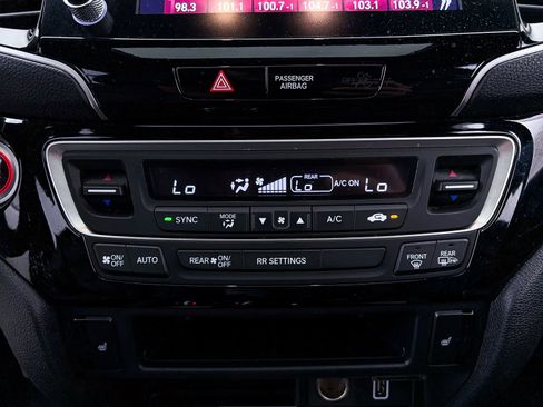 Used 2021 Honda Ridgeline Black Edition image 24