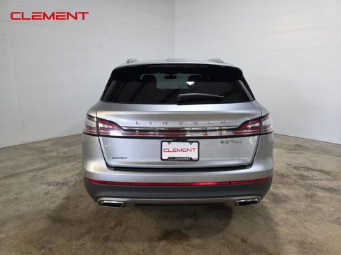 Used 2020 Lincoln Nautilus Reserve image 7