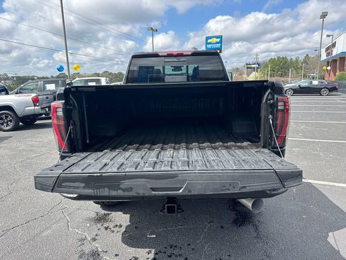 Used 2025 GMC Sierra 2500 AT4 w/ AT4 Preferred Package image 19