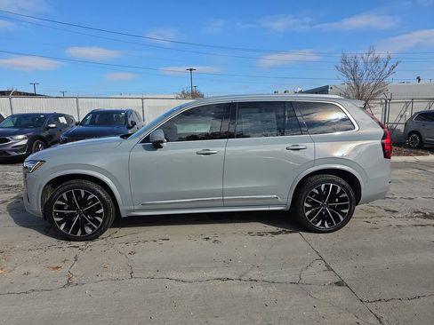 New 2026 Volvo XC90 B6 Plus w/ Protection Package Premier image 8