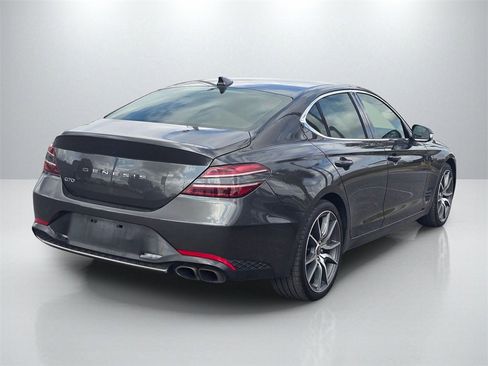 Used 2023 Genesis G70 2.0T image 5
