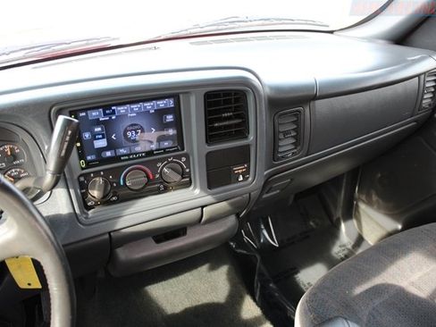 Used 1999 Chevrolet Silverado 1500 LS w/ Off-Road Chassis Pkg image 11